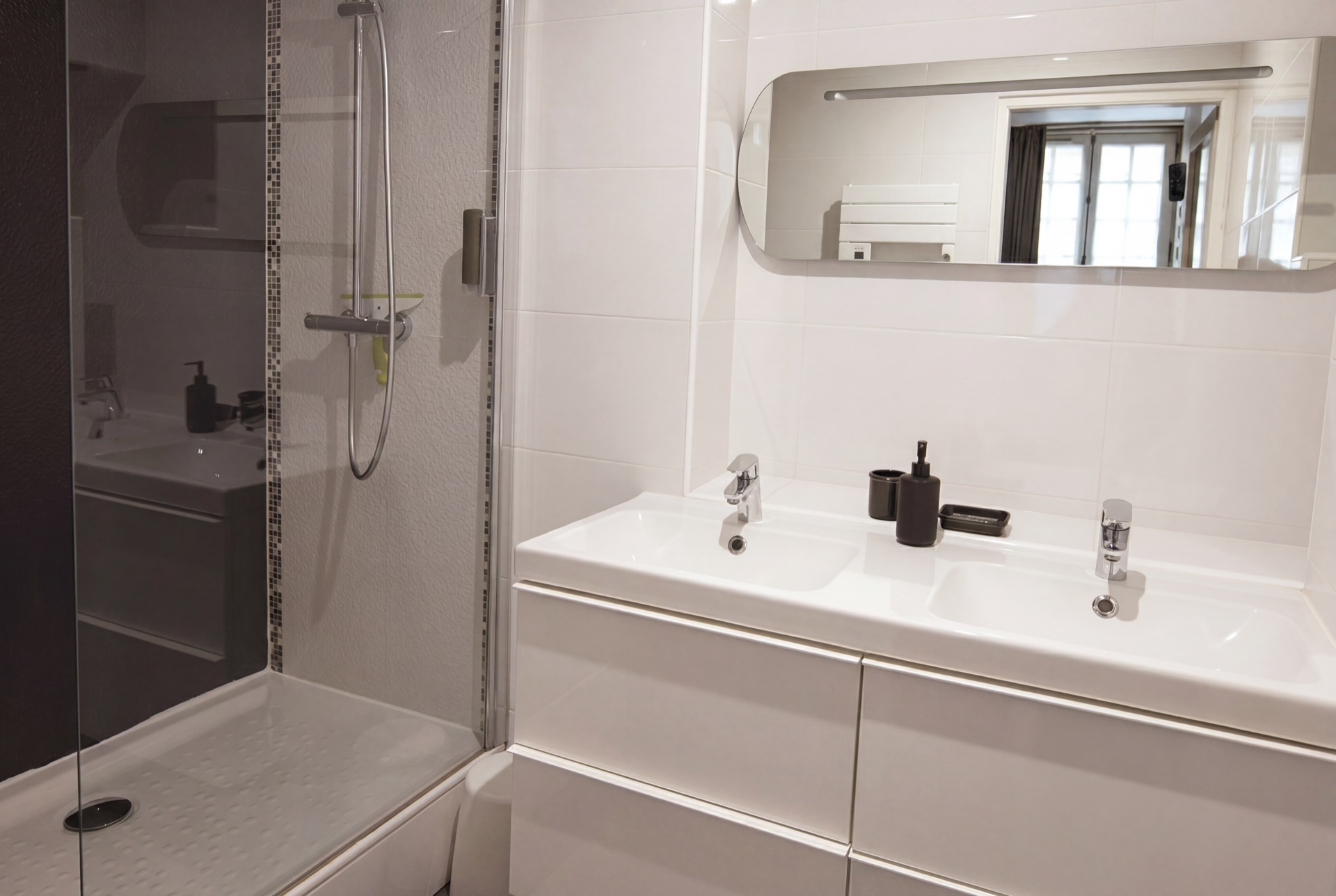 L'Ambitieuse — salle de bains